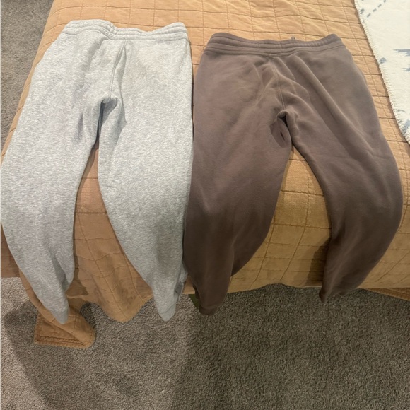 Hollister Gray and Brown Sweatpants - Picture 2 of 5